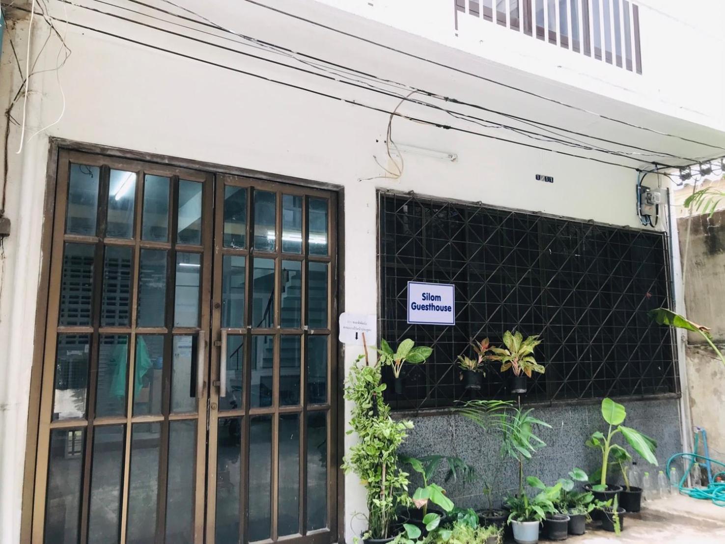 Silom Guesthouse Bangkok Dış mekan fotoğraf