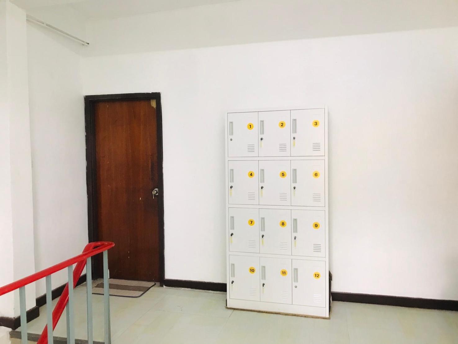 Silom Guesthouse Bangkok Dış mekan fotoğraf