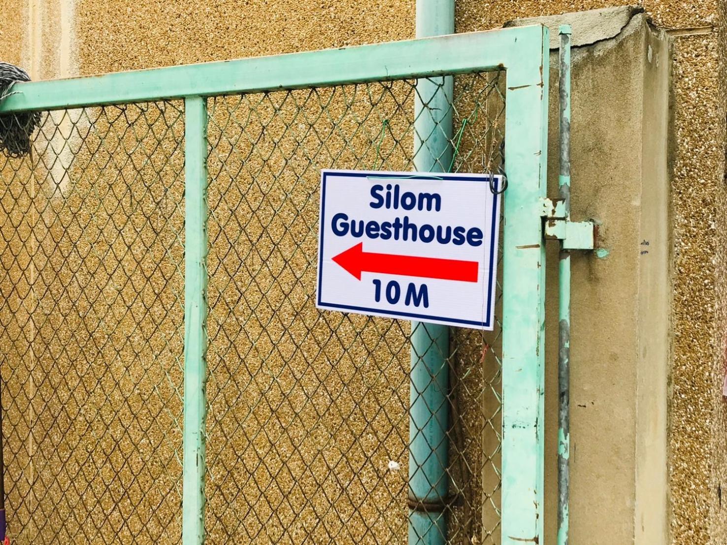Silom Guesthouse Bangkok Dış mekan fotoğraf