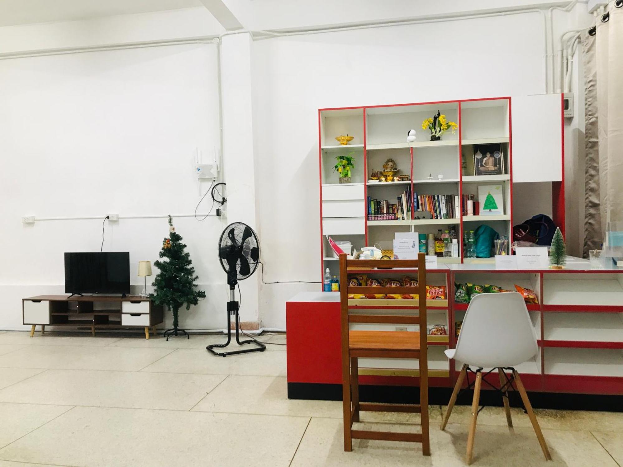 Silom Guesthouse Bangkok Dış mekan fotoğraf