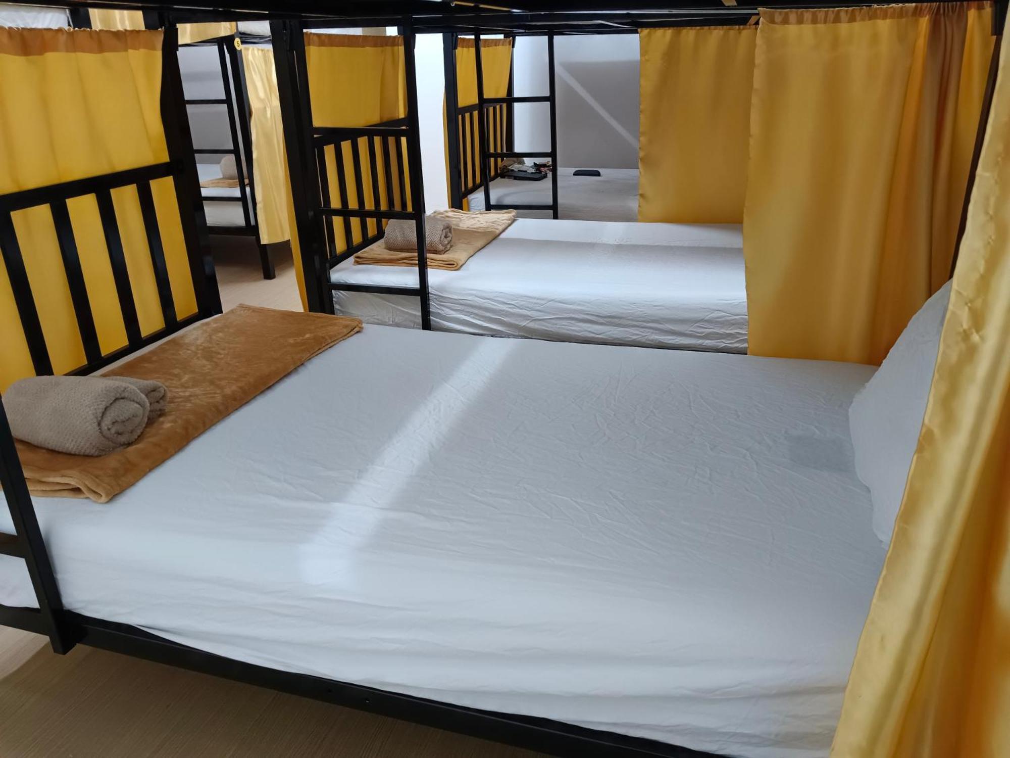 Silom Guesthouse Bangkok Dış mekan fotoğraf